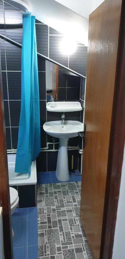 Center 3 Apartment *
